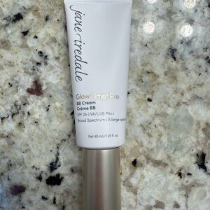 Jane Iredale Glow Time Pro BB Cream GT2
